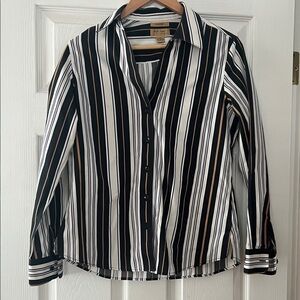 Stylish Striped Men's Button-Down Shirt